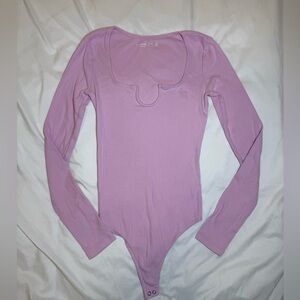Abercrombie XS Women's Light pink Long Sleeve Bodysuit